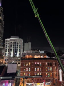 209 Broadway new roof crane